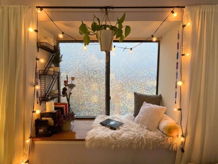 Boho bedroom reading nook with fairy lights